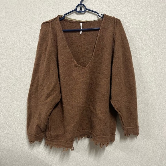Free People Irresistible Fringe Wool Blend Oversized V Neck Sweater Top Small - Picture 2 of 8
